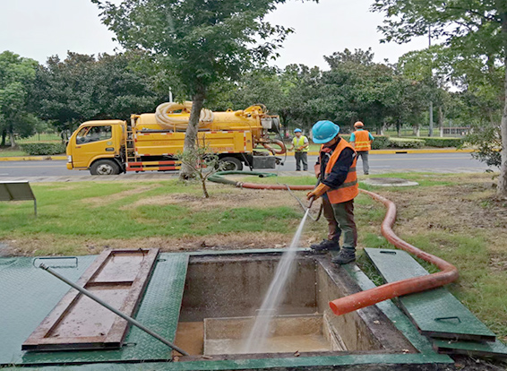 感城镇化油池清理
